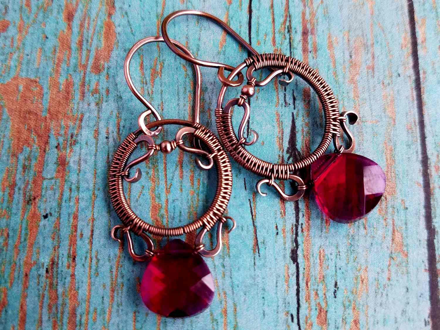 5 Essential Wire Jewelry Techniques That'll Make You a Better Wire Weaver -  Door 44 Studios