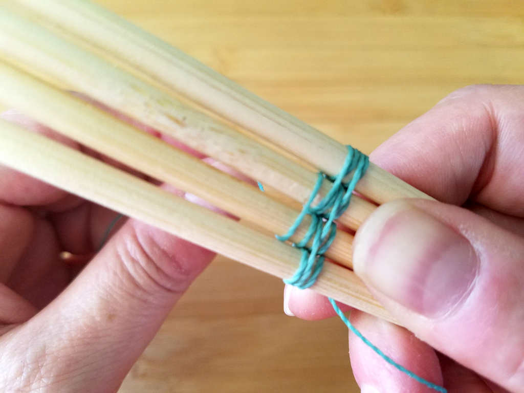 This image shows the second double wrap on the downward pass crossing wires 2 and 3.