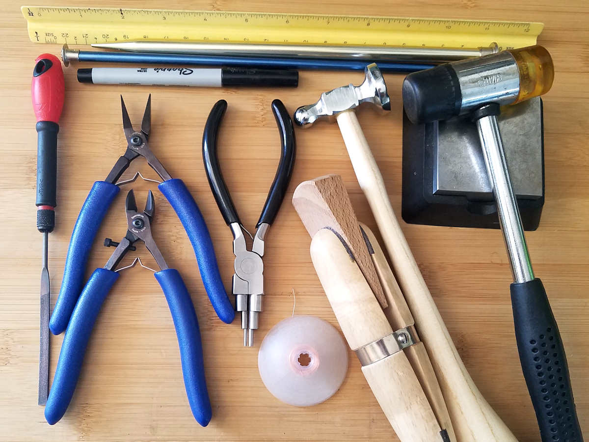 The tools needed to make the interchangeable Figure 8 weave bail are pictured here and itemized below.