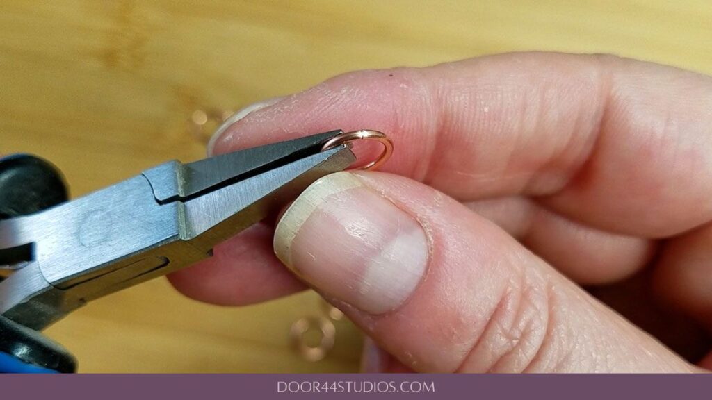 A closeup image of a neatly closed jump ring